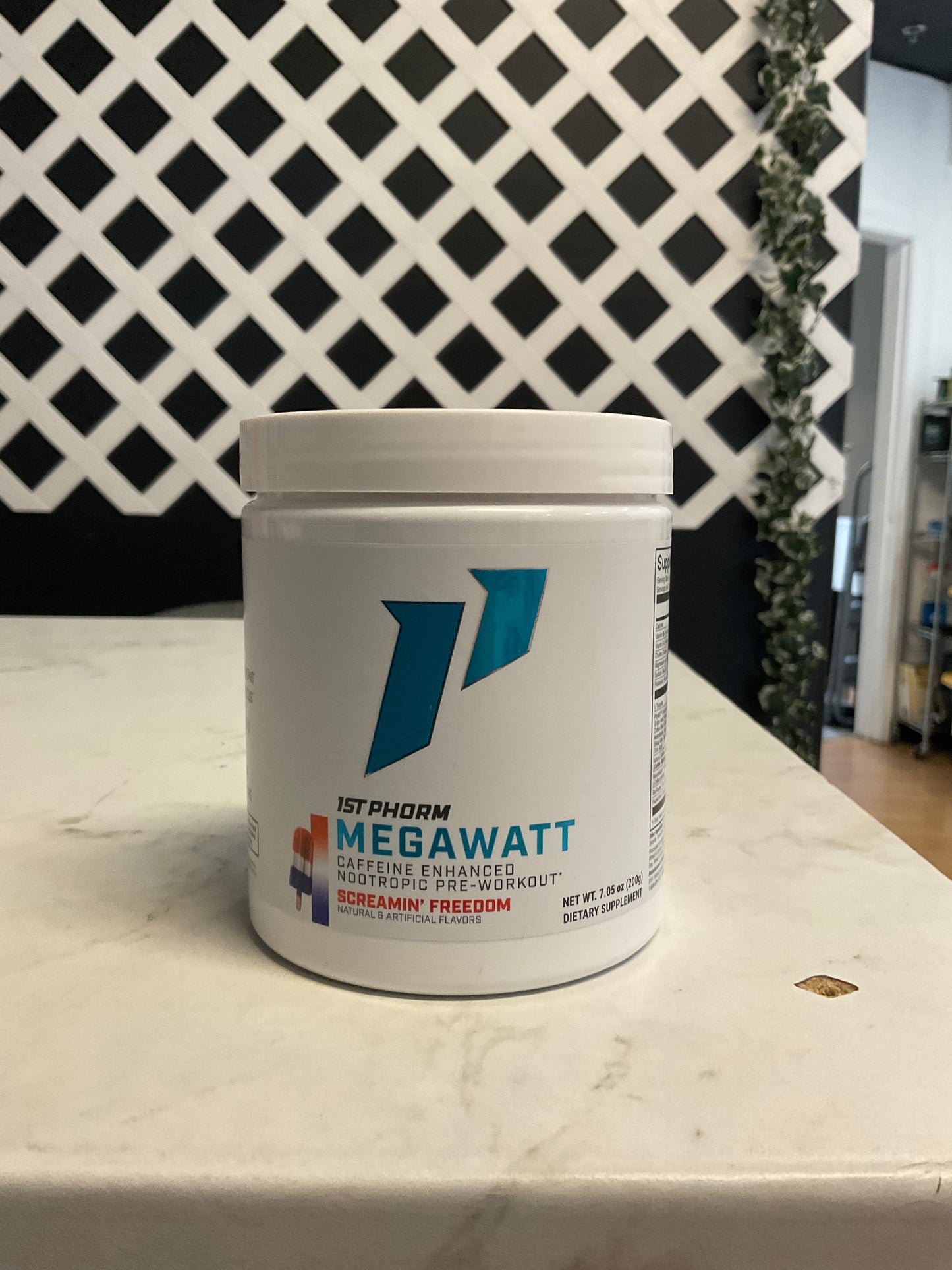 1st Phorm - Megawatt Pre-W - Screamin’ Freedom